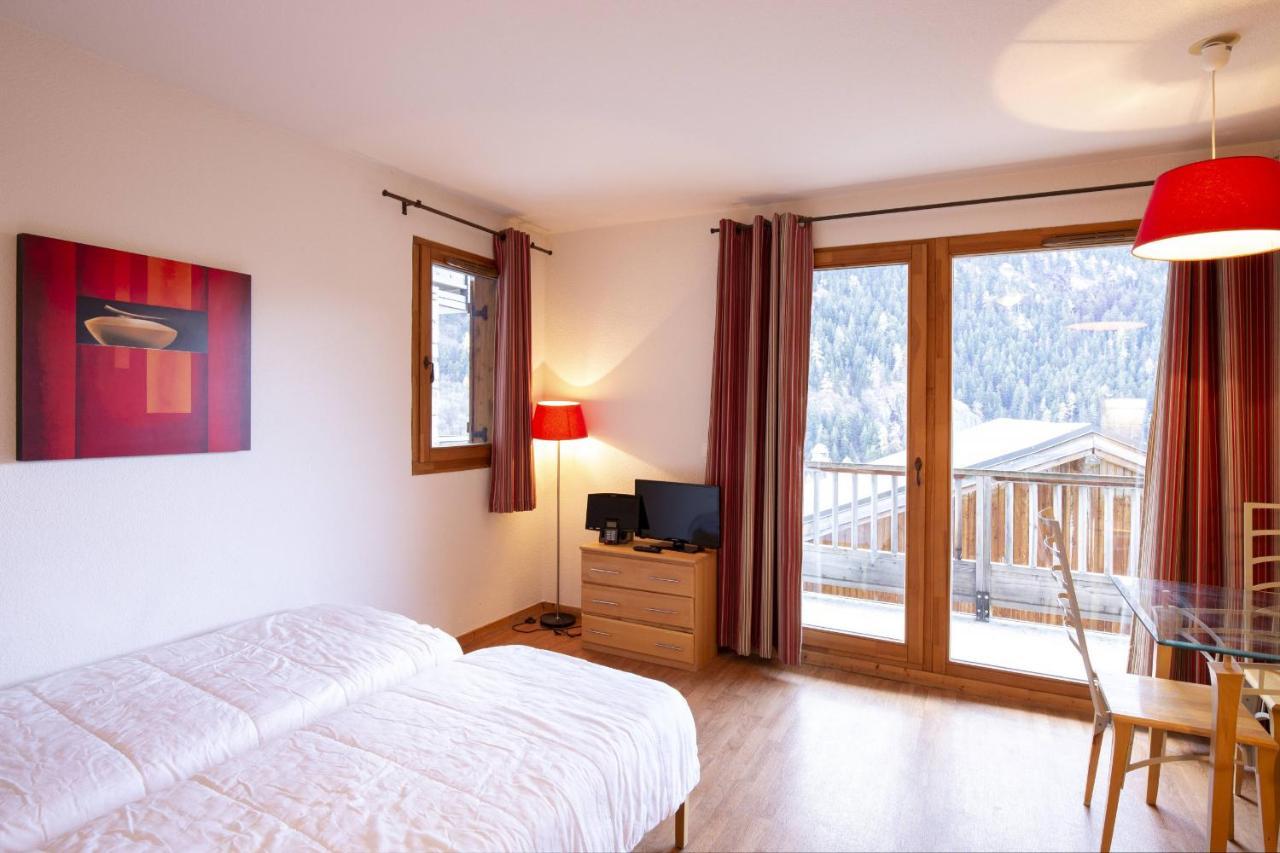 Le Hameau Spa & Piscine Studio 4Pers By Alpvision Residences Orelle Kültér fotó